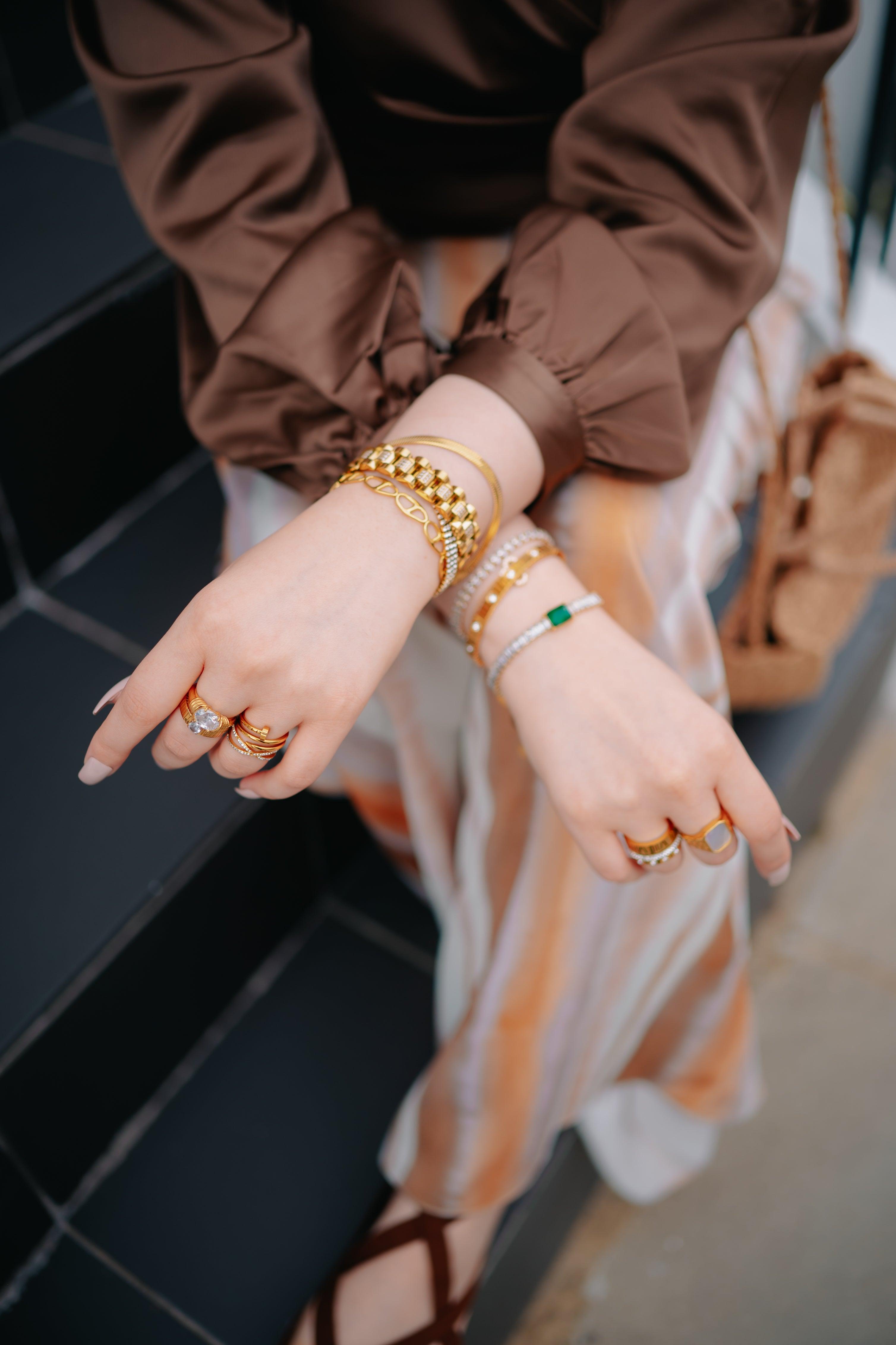 Types of Bracelets in Pakistan — Learn What Each Style Does and When to Wear It at Mithra and Co Official