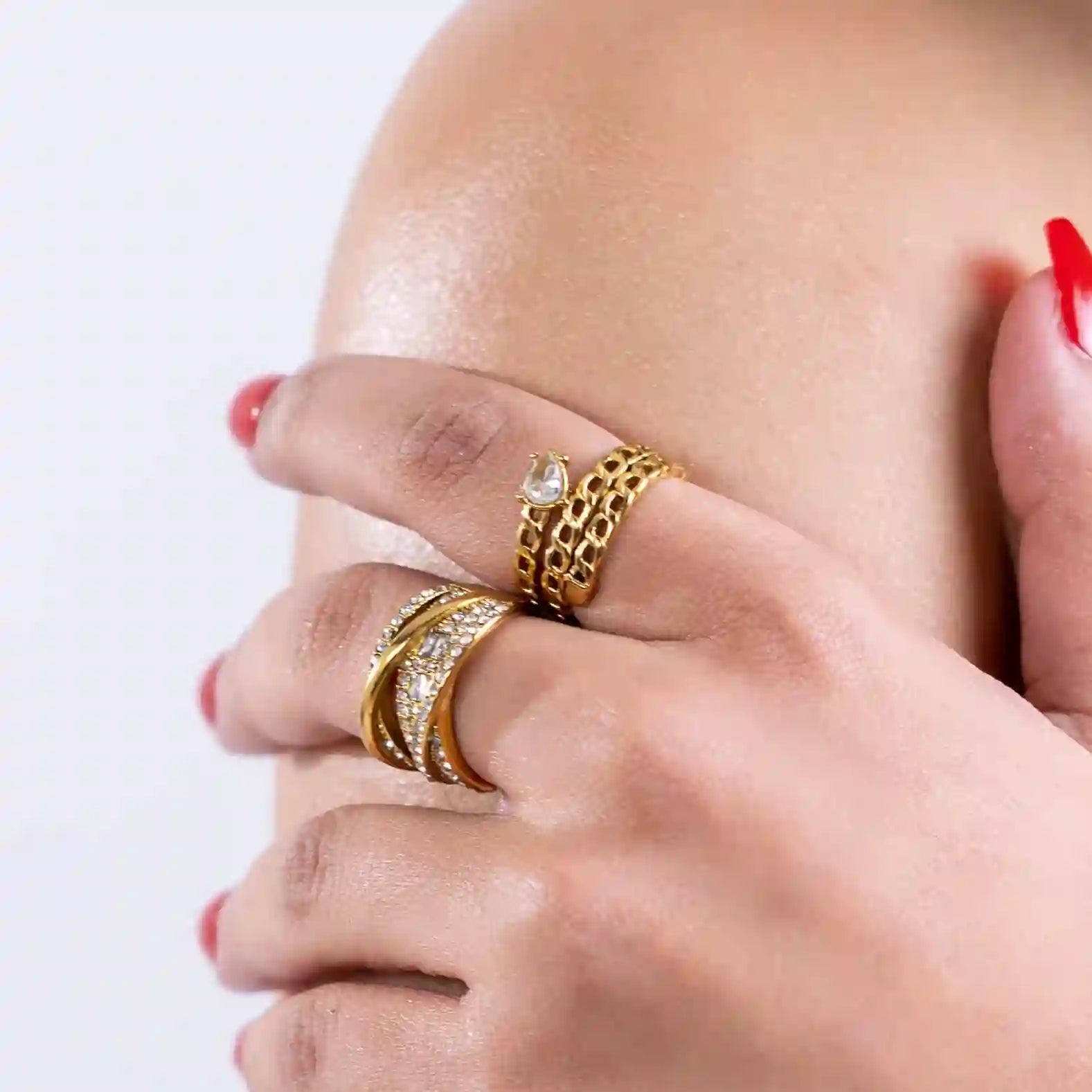 Buy Waterproof 18k Gold plated Briar Ring at Mithra & Co