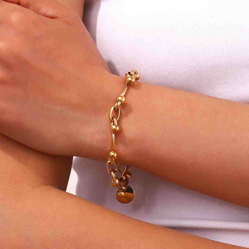Girl Wearing 18k Gold Plated Handmade Chain Bracelet - Aristo. Buy Now.