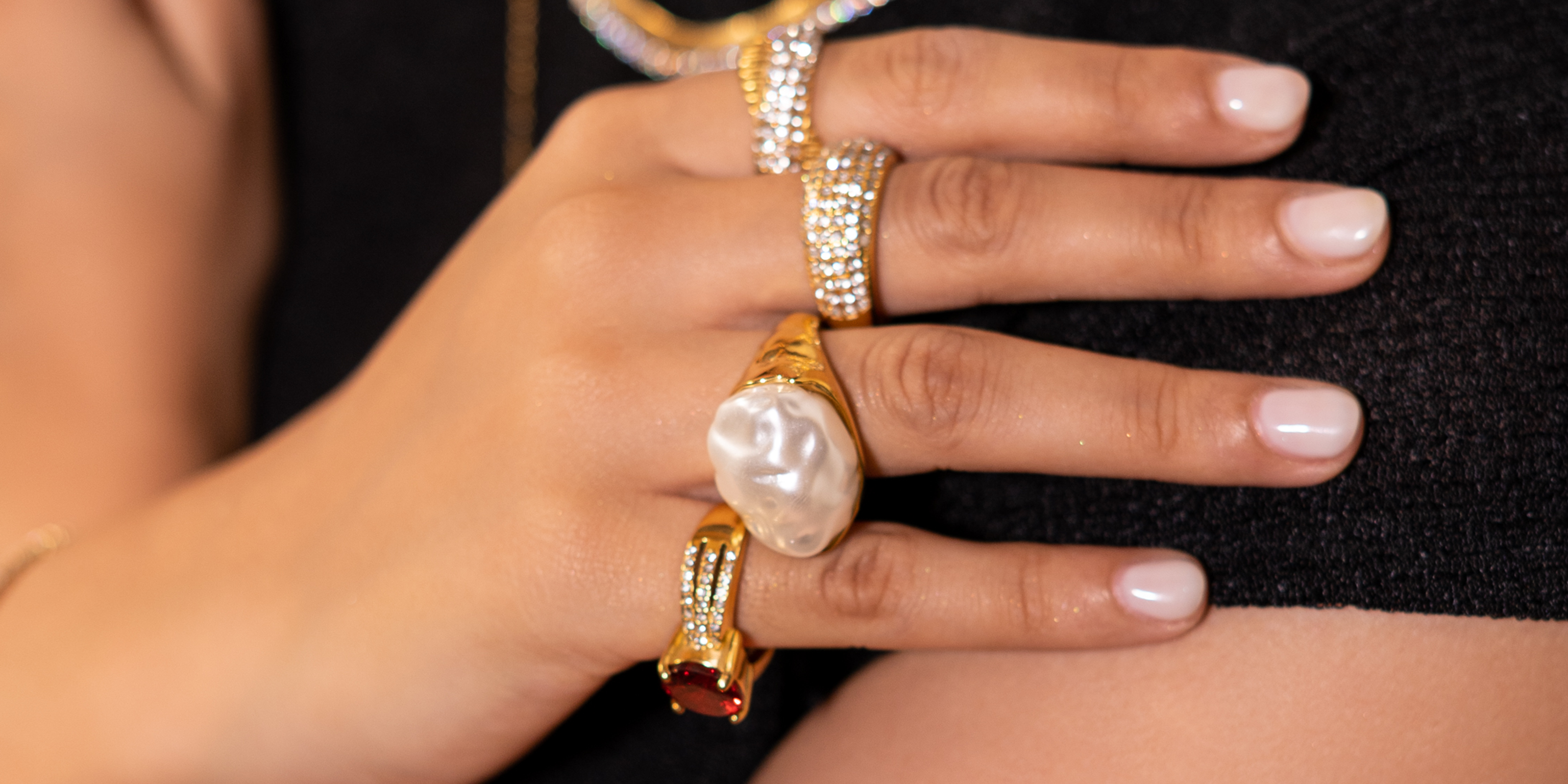 girl wearing Solid-Gold like Rings. Shop 18k gold plated rings same as solid gold rings online pakistan.