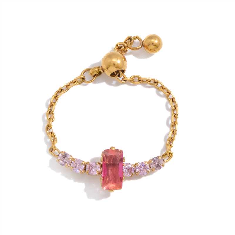 Rosé Baguette Chain Ring
