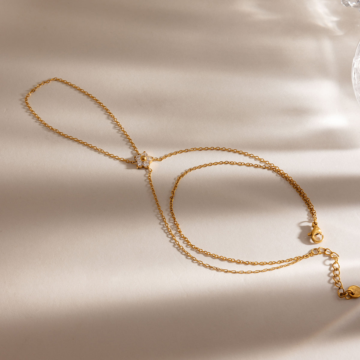 Petal Ring Handchain