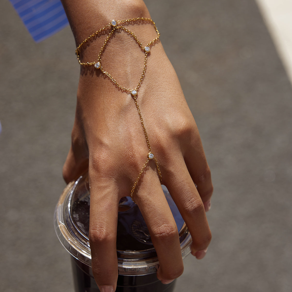 Scalloped Drape Hand Chain
